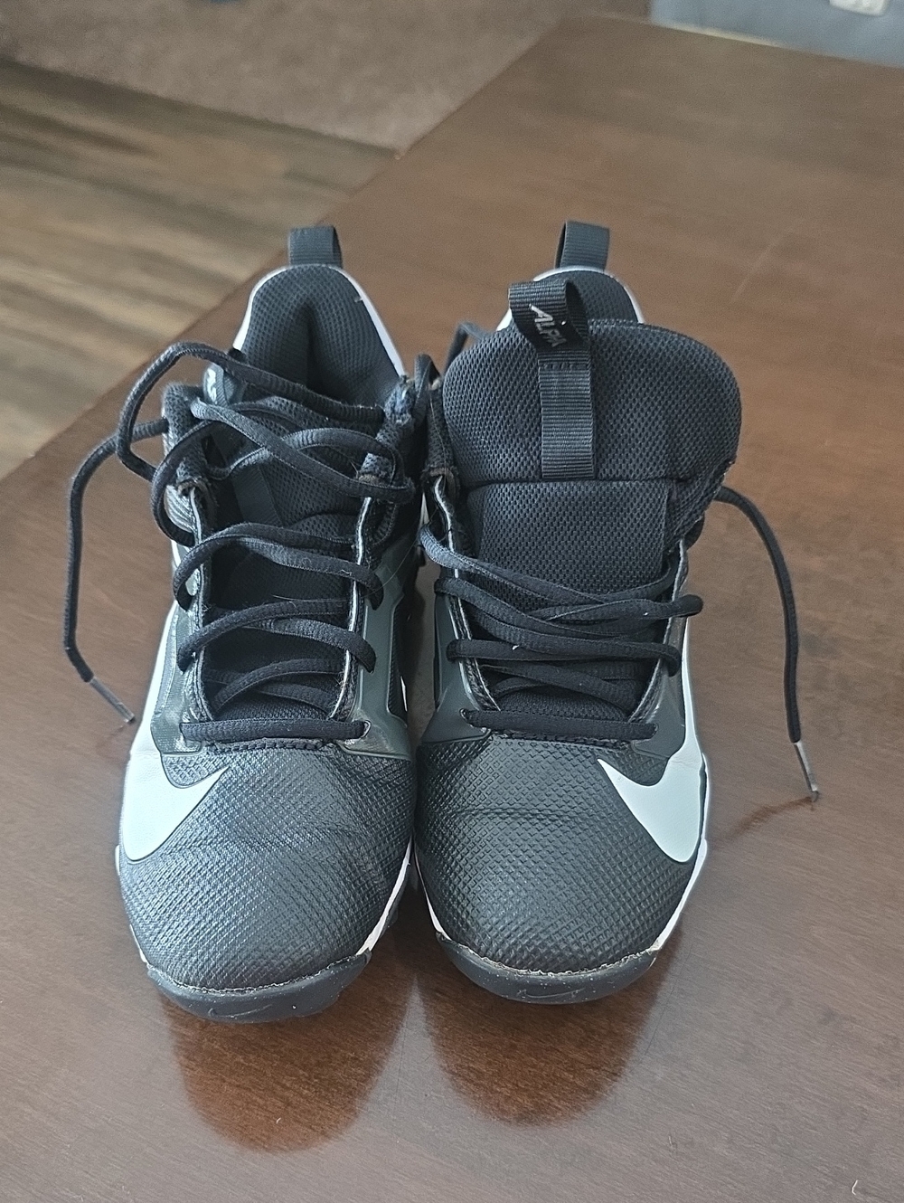 Nike Kids Black and White Lightweight Sneakers